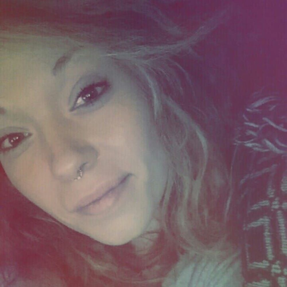 Meet your Posher, Emilee